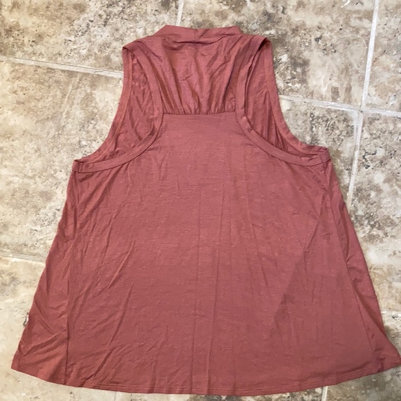Dusty rose size Medium - Picture 1 of 2